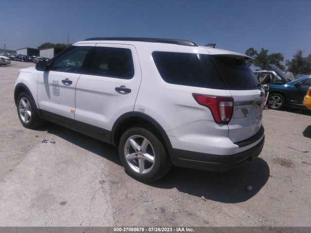 Ford Explorer Base 2018 1FM5K8B8XJGA91834 Image 9