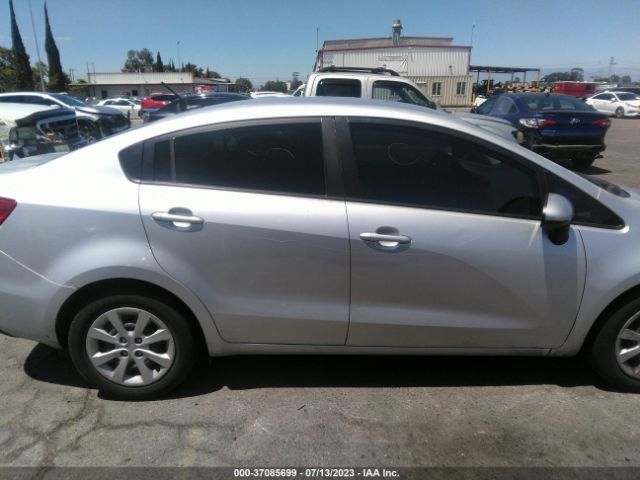 KNADM4A37F6431251 KIA RIO LX