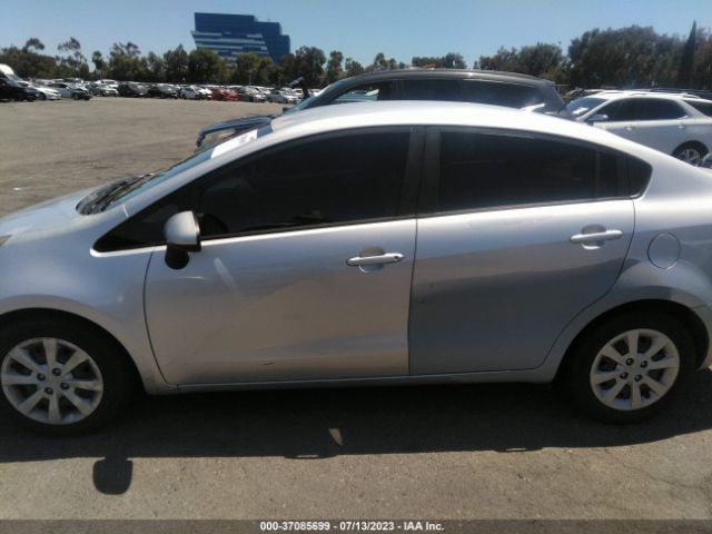KNADM4A37F6431251 KIA RIO LX