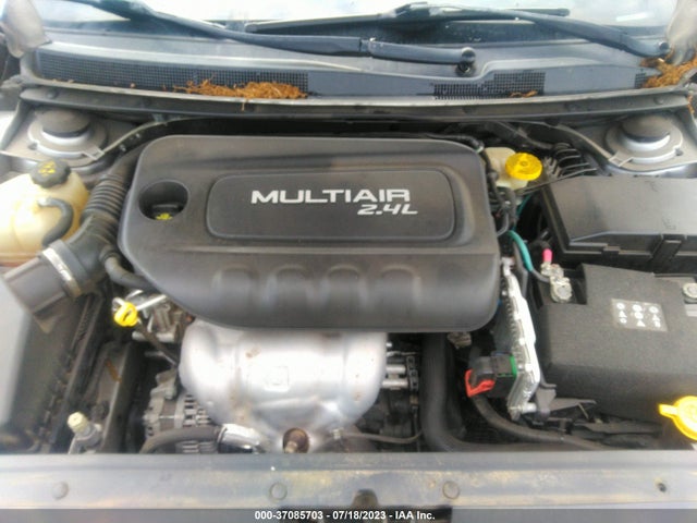 Chrysler 200 Limited 2015 1C3CCCAB0FN679421 Image 10