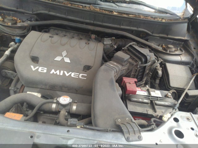 2007 MITSUBISHI OUTLANDER ES/LS VIN: JA4MS31X17U001826
