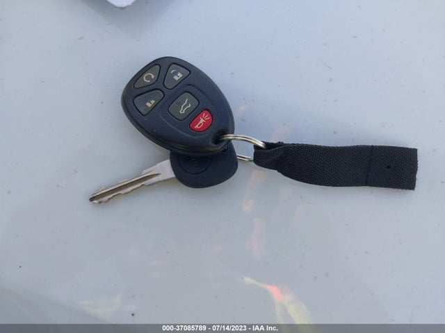 2008 GMC YUKON SLE VIN: 1GKFC13J78R144457