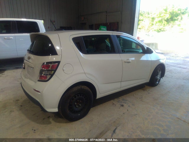 Chevrolet SONIC LT 2017 1G1JG6SH7H4168558 Image 4