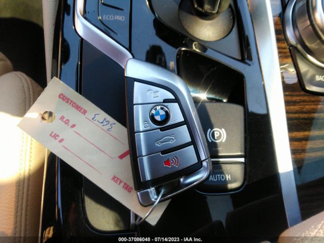 WBAJA7C35HG458455 BMW 5 Series 530i Xdrive