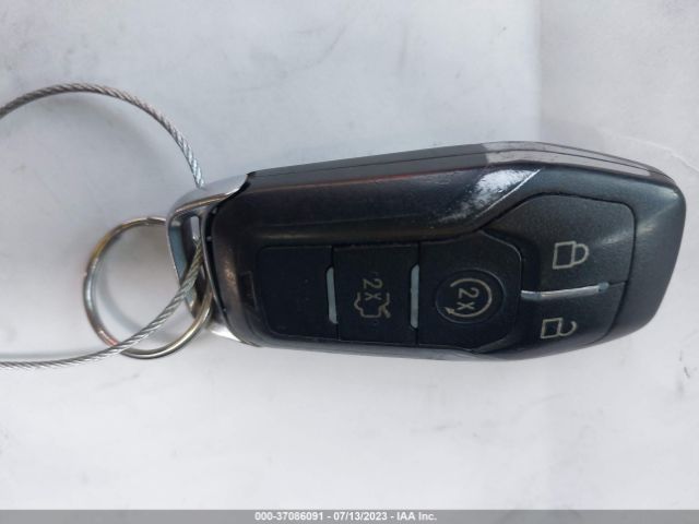 2FMTK3J82FBB77861 Ford EDGE SEL