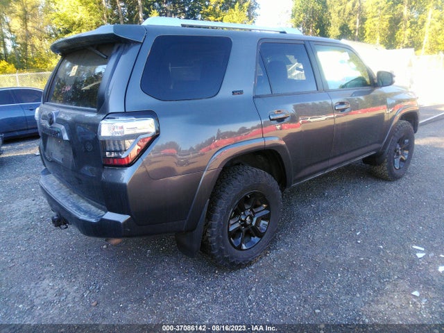 Toyota 4RUNNER SR5 2018 JTEBU5JR9J5526103 Image 10