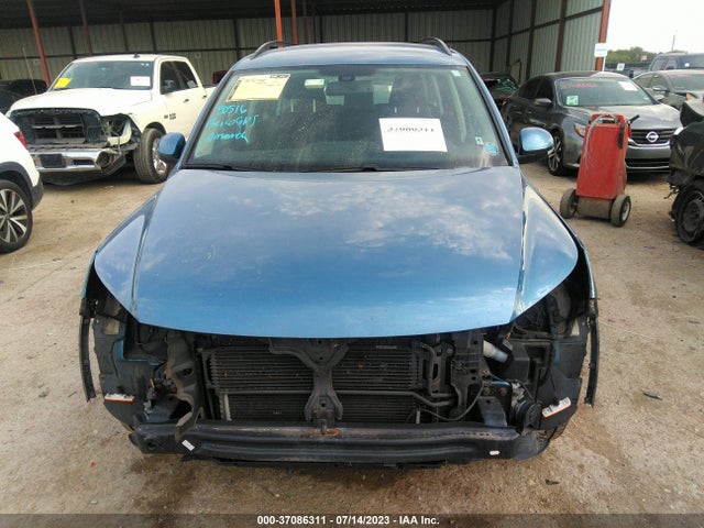 WVGAV7AX8HK009938 Volkswagen TIGUAN