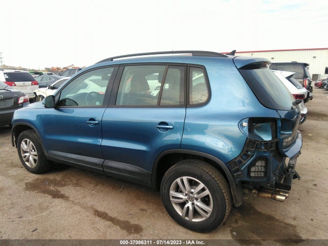 WVGAV7AX8HK009938 Volkswagen TIGUAN
