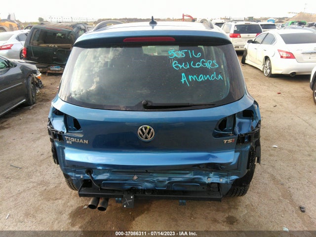 WVGAV7AX8HK009938 Volkswagen TIGUAN