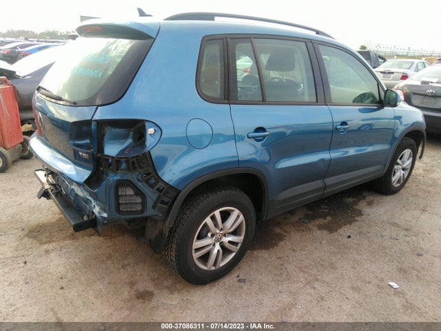 WVGAV7AX8HK009938 Volkswagen TIGUAN