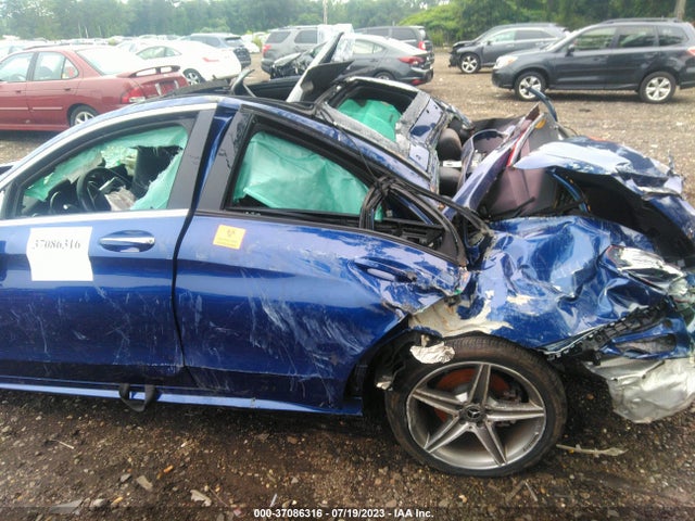 55SWF4JBXHU211833 Mercedes-Benz C 300