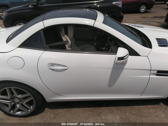 2015 Mercedes-Benz SLK-Class, VIN: WDDPK4HA3FF096621