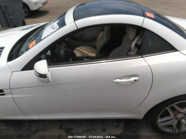 2015 Mercedes-Benz SLK-Class, VIN: WDDPK4HA3FF096621