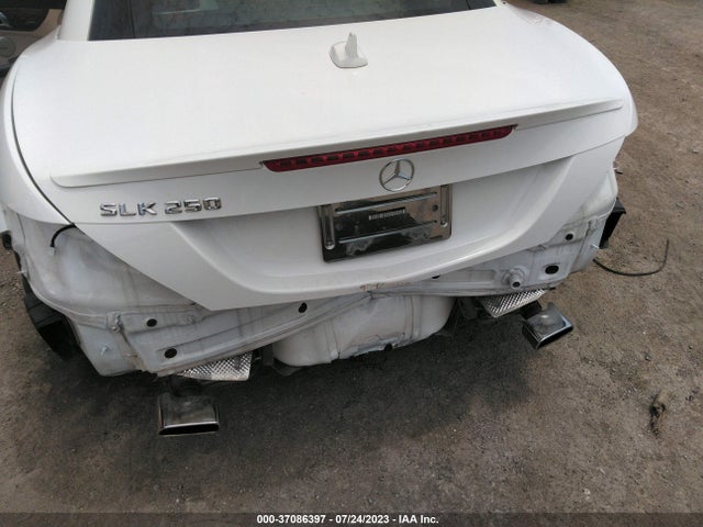 2015 Mercedes-Benz SLK-Class, VIN: WDDPK4HA3FF096621