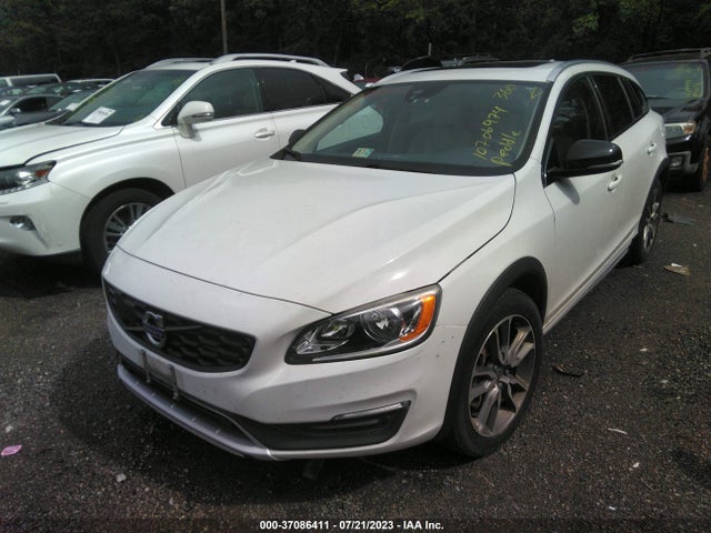 2015 Volvo V60, VIN: YV4612HK7F1001588