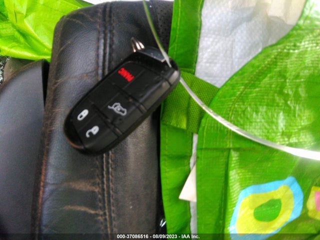 1C4RJEAGXKC602757 Jeep Grand Cherokee Laredo E