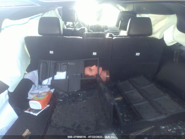 1C4RJEAGXKC602757 Jeep Grand Cherokee Laredo E