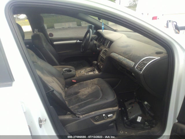 WA1DGAFE9ED015984 Audi Q7 3.0t S Line Prestige