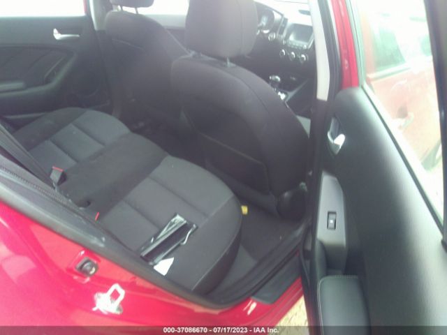 KNAFK5A80H5685800 KIA Forte5 Lx