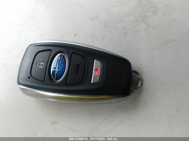 4S4BTADC8P3213938 Subaru Outback Premium