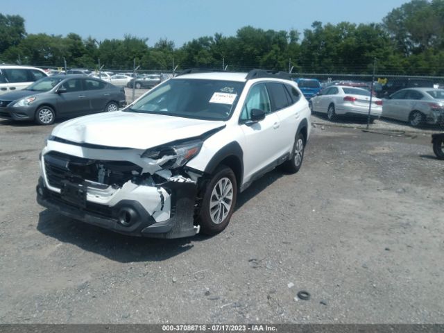 4S4BTADC8P3213938 Subaru Outback Premium