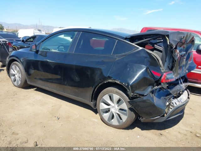 7SAYGDEE6NF442593 Tesla Model Y Long Range