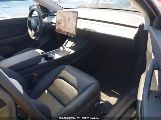 7SAYGDEE6NF442593 Tesla Model Y Long Range