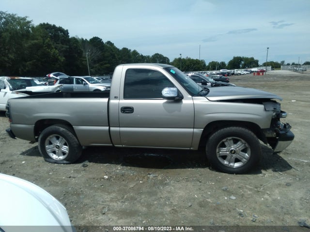 2001 CHEVROLET SILVERADO 1500 LS VIN: 1GCEC14W31Z111995