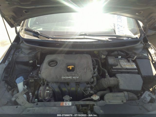 3KPFL4A70JE219098 KIA FORTE S