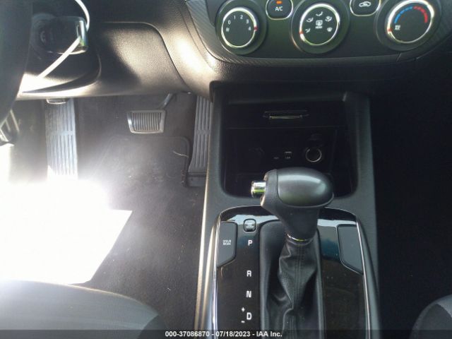 3KPFL4A70JE219098 KIA FORTE S