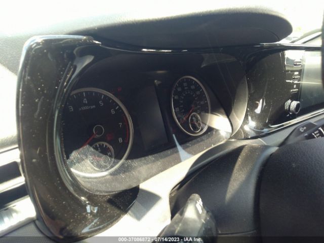5XXG24J26MG030947 KIA K5 LX