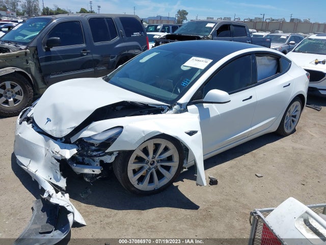 Tesla Model 3 Long Range 2022 5YJ3E1EB9NF210717 Image 2