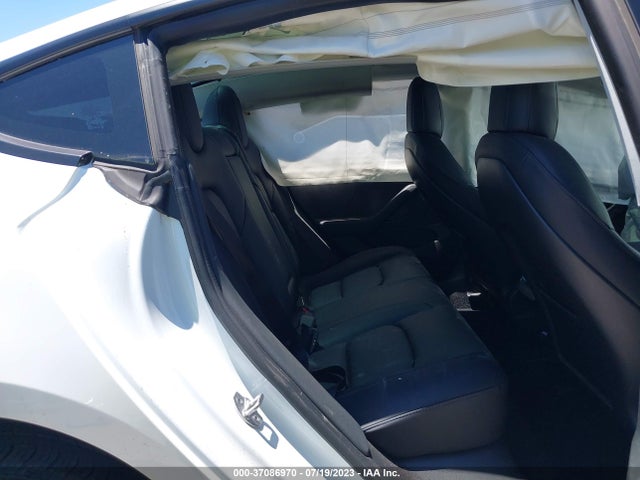 Tesla Model 3 Long Range 2022 5YJ3E1EB9NF210717 Image 15