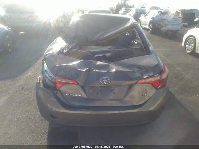 Toyota COROLLA LE 2018 5YFBURHE3JP775501 Image 8