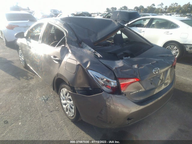 Toyota COROLLA LE 2018 5YFBURHE3JP775501 Image 9