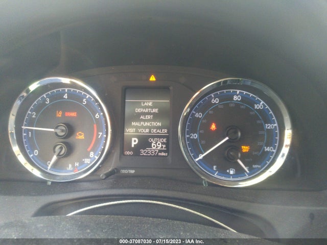 Toyota COROLLA LE 2018 5YFBURHE3JP775501 Image 13