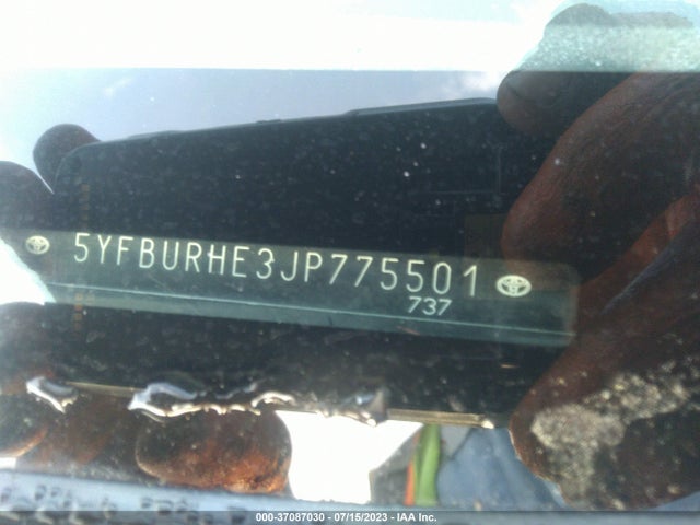 Toyota COROLLA LE 2018 5YFBURHE3JP775501 Image 15