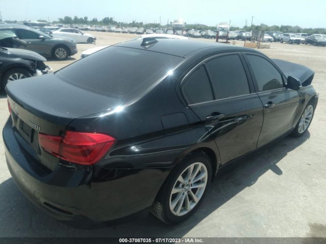 WBA8E1G57JNU90627 BMW 3 Series 320i