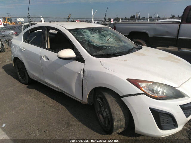 2011 MAZDA MAZDA3 I SPORT VIN: JM1BL1UG6B1419965