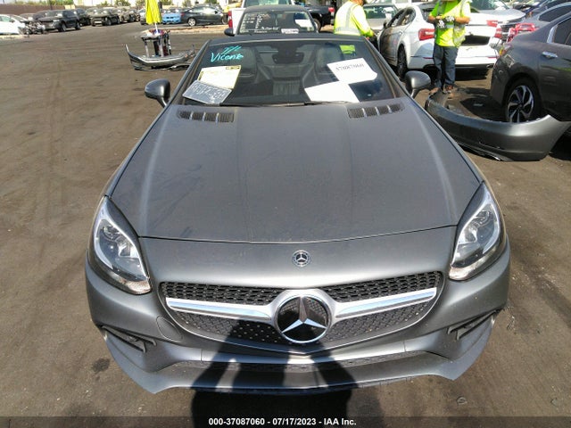 2017 Mercedes-Benz SLK-Class, VIN: WDDPK3JA4HF130167