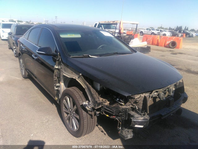 2016 5NPE34AF3GH336066 main image