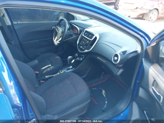 Chevrolet SONIC LT 2018 1G1JD6SB2J4108696 Image 11