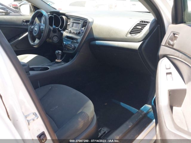KNAGM4A71F5580762 KIA Optima Lx