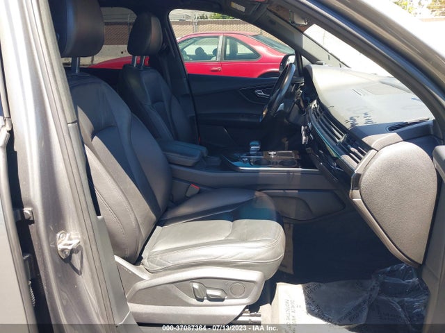 WA1AHAF71HD043946 Audi Q7 PREMIUM