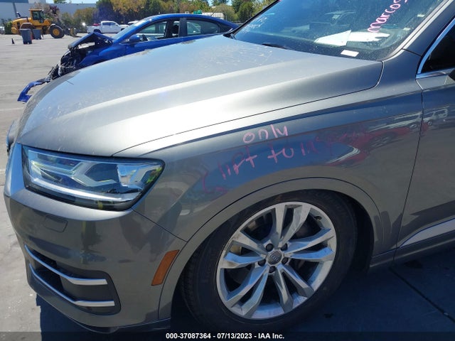 WA1AHAF71HD043946 Audi Q7 PREMIUM
