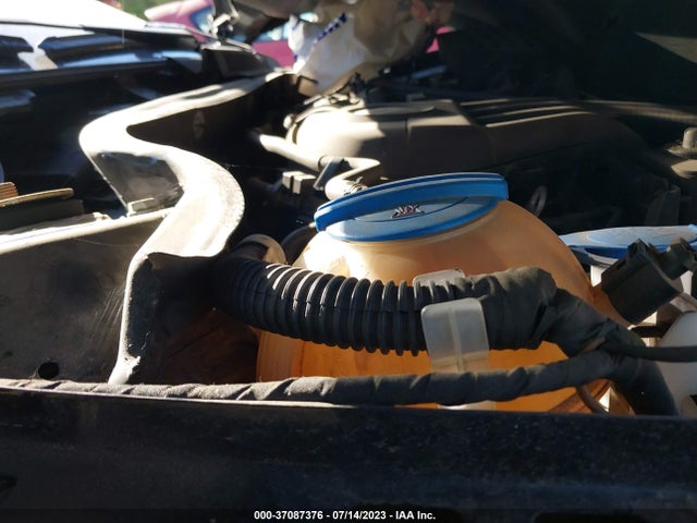 3VW2K7AJ4FM424951 Volkswagen Jetta Sedan 2.0l S W/technology