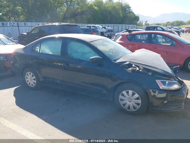 3VW2K7AJ4FM424951 Volkswagen Jetta Sedan 2.0l S W/technology