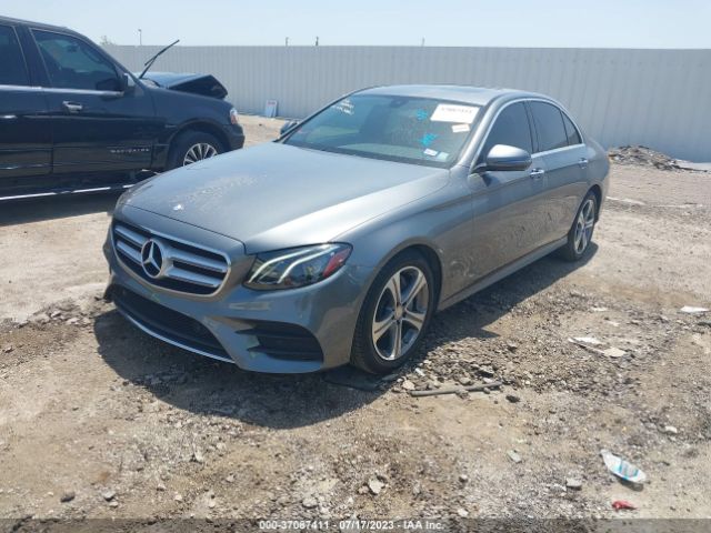 WDDZF4JB4HA098863 Mercedes-Benz E-class E 300