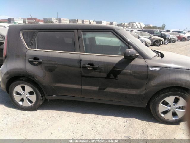 KNDJN2A28G7387514 KIA Soul Base