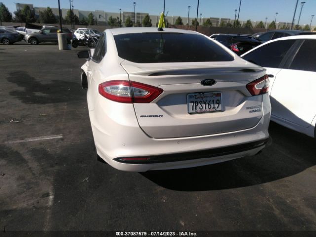 3FA6P0RU5GR240110 Ford Fusion Titanium Hybrid